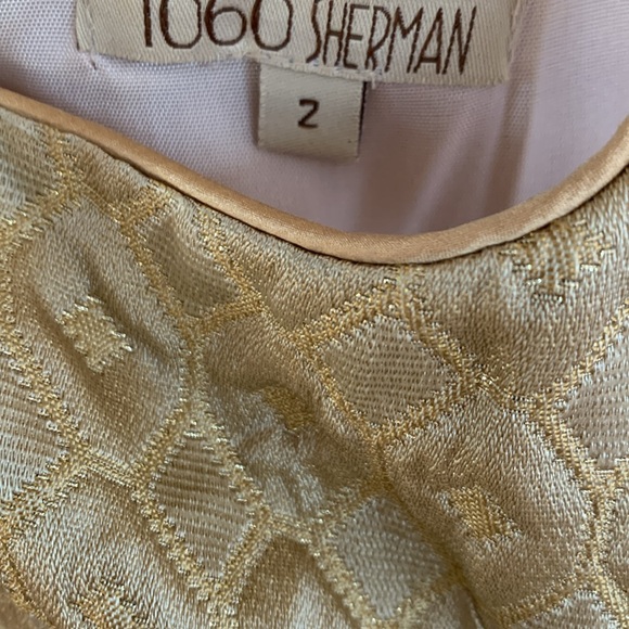 Worn once! Classic. Textured gold tone 1060 Sherman party dress size 2 - Picture 4 of 4